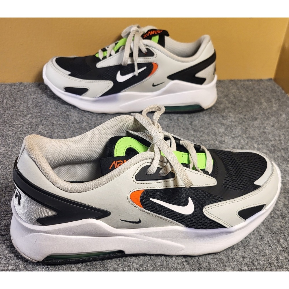 Nike Nike Air Max Bolt Kids  Black/White-Photon Dust Colorway Size 6.5Y
